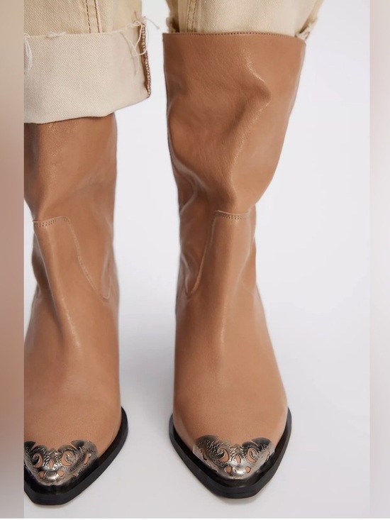 Free People Shoes - Free People Faster Horses Filigree Boots in Camel Leather Size 7